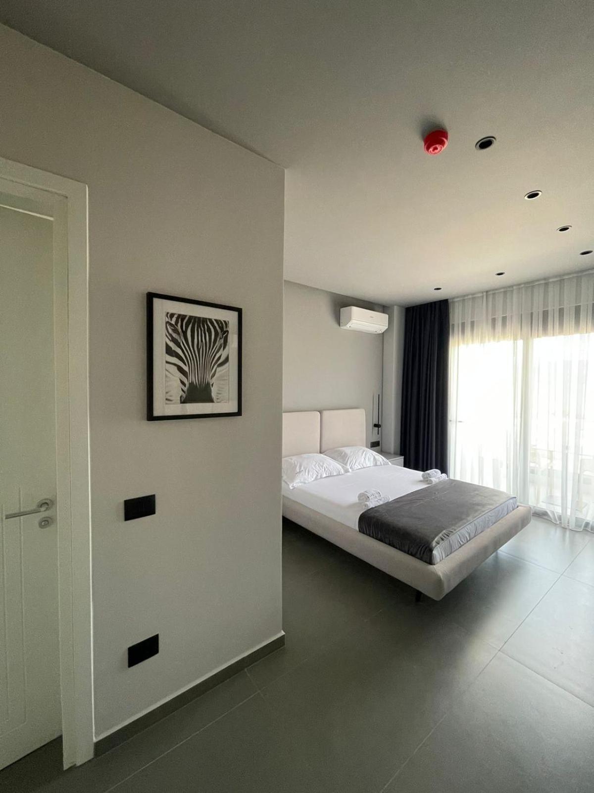 Lake View Rooms 卡萨米尔 外观 照片
