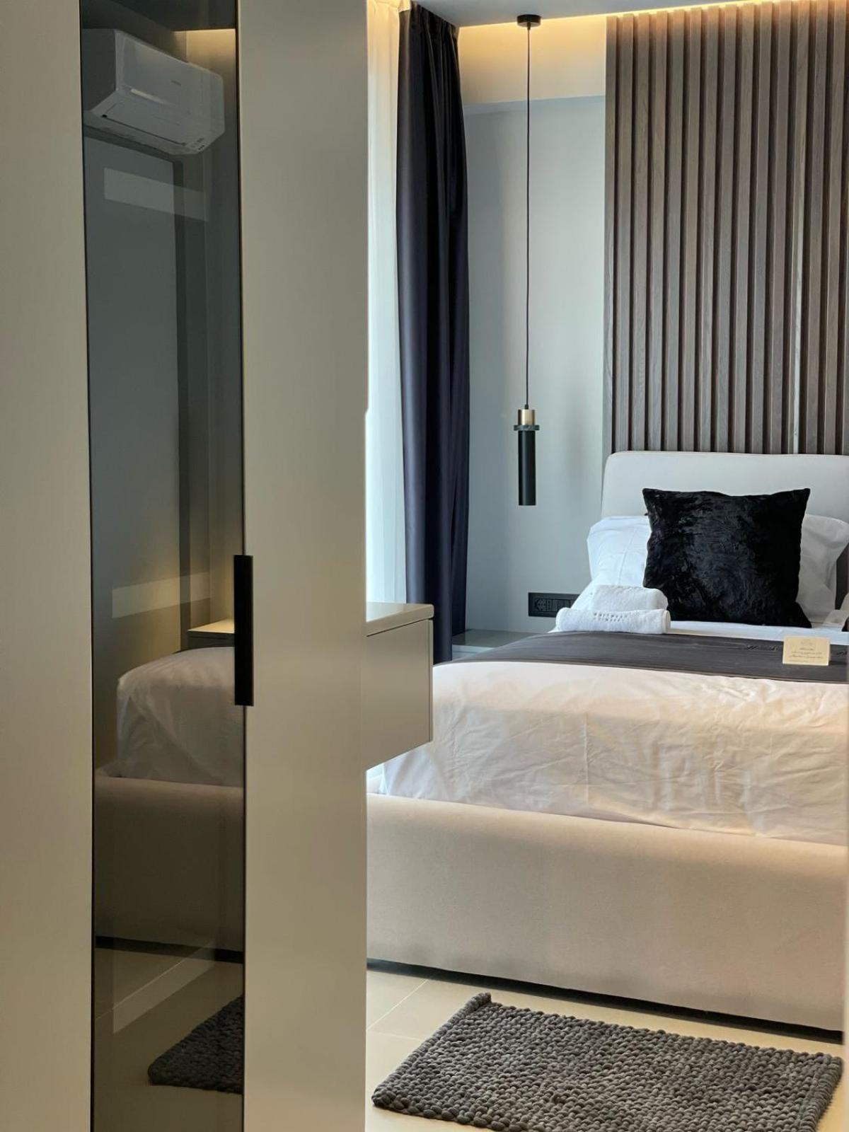 Lake View Rooms 卡萨米尔 外观 照片
